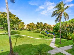 127 Yacht Club Way 206, Hypoluxo FL 33462