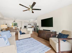 127 Yacht Club Way 206, Hypoluxo FL 33462