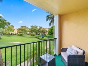 127 Yacht Club Way 206, Hypoluxo FL 33462