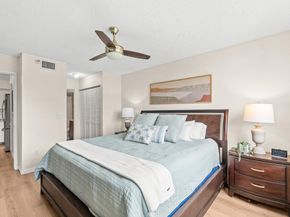 127 Yacht Club Way 206, Hypoluxo FL 33462