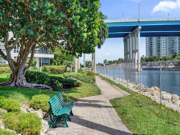 19101 NE 36th Ct 1709, Aventura FL 33180