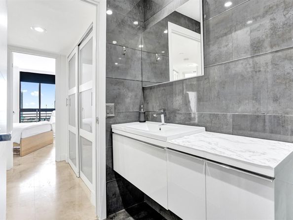 19101 NE 36th Ct 1709, Aventura FL 33180