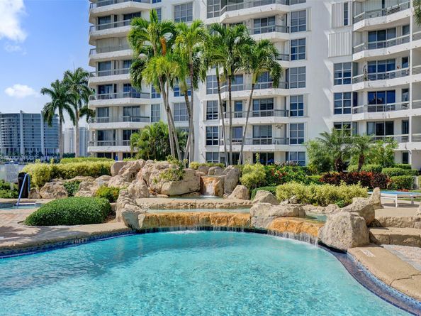 19101 NE 36th Ct 1709, Aventura FL 33180