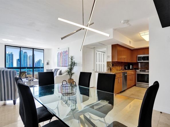 19101 NE 36th Ct 1709, Aventura FL 33180