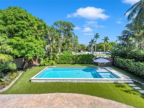 744 NE 18th Ave, Fort Lauderdale FL 33304