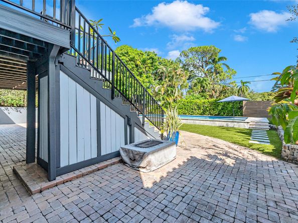 744 NE 18th Ave, Fort Lauderdale FL 33304