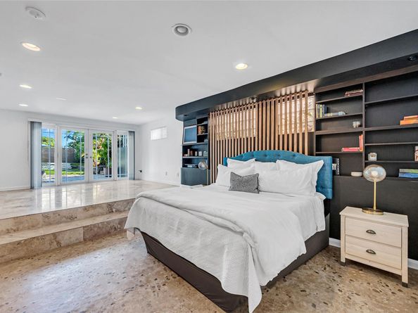 744 NE 18th Ave, Fort Lauderdale FL 33304