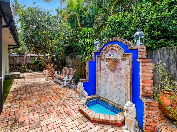 1708 NE 47th St, Oakland Park FL 33334