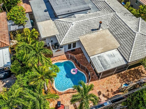 1708 NE 47th St, Oakland Park FL 33334