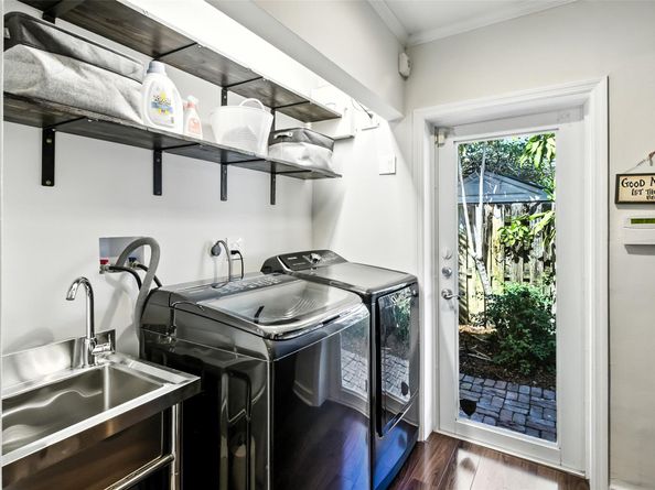 1708 NE 47th St, Oakland Park FL 33334