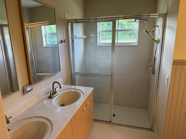 1954 Andromeda Ln, Weston FL 33327