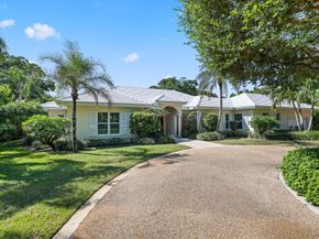 5 Country Road E A, Village Of Golf FL 33436