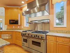 5 Country Road E A, Village Of Golf FL 33436