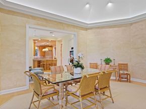 5 Country Road E A, Village Of Golf FL 33436