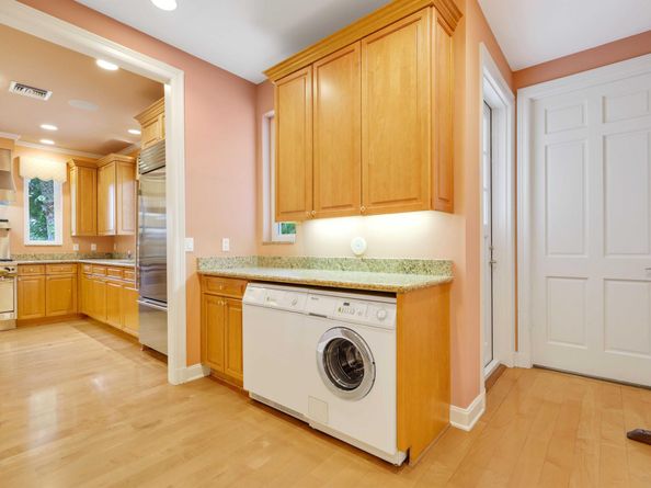 5 Country Road E A, Village Of Golf FL 33436