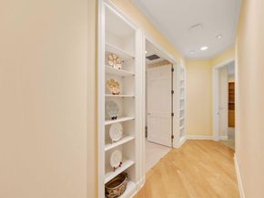 5 Country Road E A, Village Of Golf FL 33436