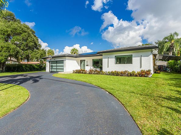 1049 W Palmetto Park Road S, Boca Raton FL 33486