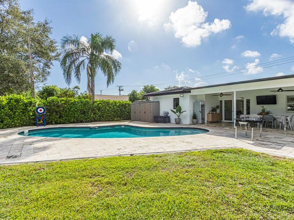 1049 W Palmetto Park Road S, Boca Raton FL 33486