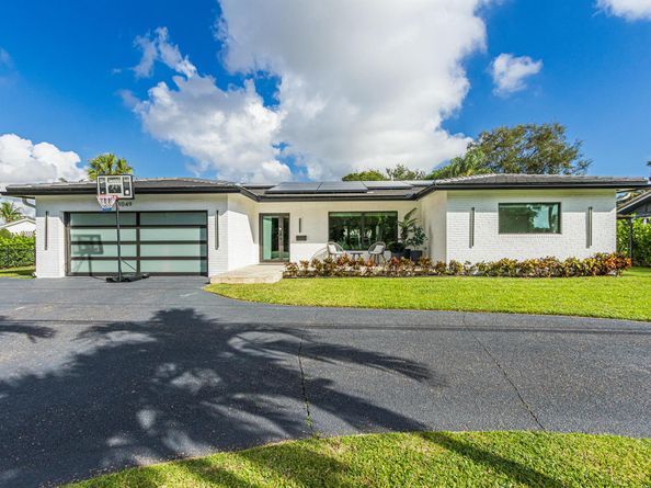 1049 W Palmetto Park Road S, Boca Raton FL 33486