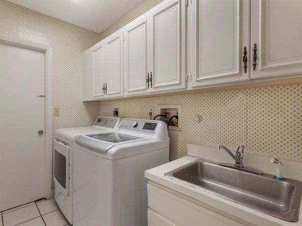 1201 Pine Sage Circle, West Palm Beach FL 33409