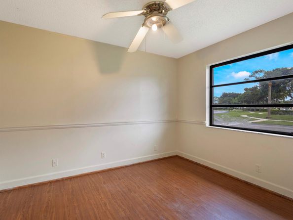 1201 Pine Sage Circle, West Palm Beach FL 33409