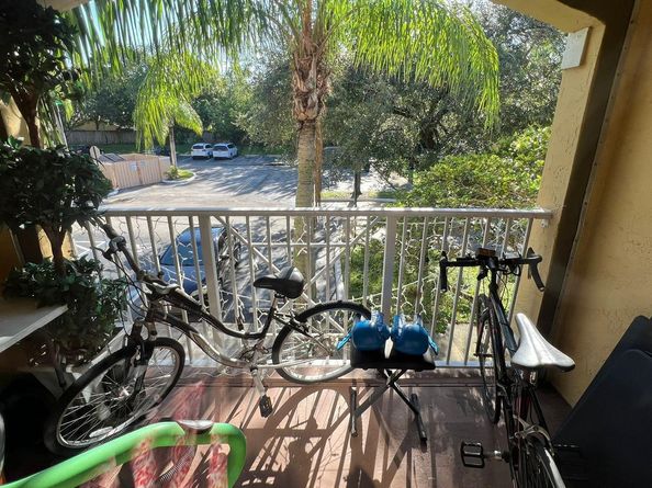 5550 NW 61st Street 513, Coconut Creek FL 33073