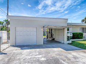 609 16th Avenue N, Lake Worth Beach FL 33460
