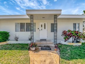 609 16th Avenue N, Lake Worth Beach FL 33460