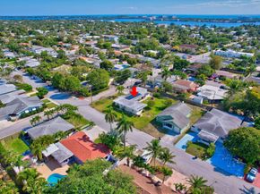 609 16th Avenue N, Lake Worth Beach FL 33460