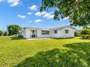 1501 SW 18th Drive, Boynton Beach FL 33426