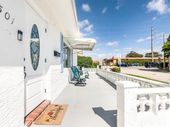 1501 SW 18th Drive, Boynton Beach FL 33426