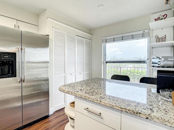 4550 NW 18th Avenue 707, Deerfield Beach FL 33064