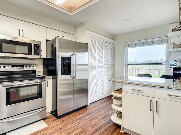 4550 NW 18th Avenue 707, Deerfield Beach FL 33064