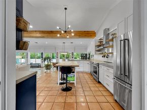 2739 Oak Tree Ln, Fort Lauderdale FL 33309
