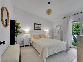 2739 Oak Tree Ln, Fort Lauderdale FL 33309