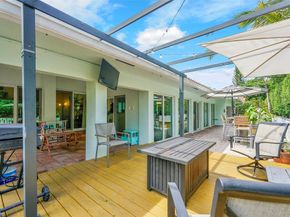 2739 Oak Tree Ln, Fort Lauderdale FL 33309