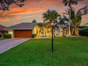 2739 Oak Tree Ln, Fort Lauderdale FL 33309