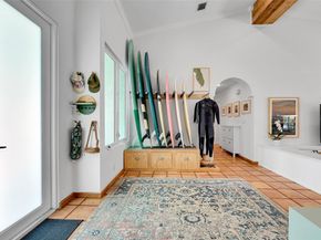 2739 Oak Tree Ln, Fort Lauderdale FL 33309