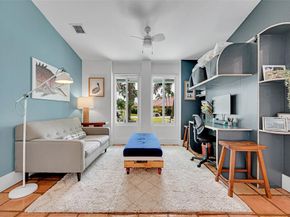 2739 Oak Tree Ln, Fort Lauderdale FL 33309