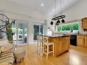 2739 Oak Tree Ln, Fort Lauderdale FL 33309