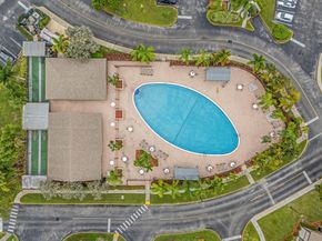 9947 N Belfort Cir 114, Tamarac FL 33321
