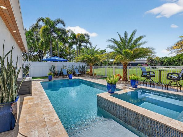 494 Enfield Court, Delray Beach FL 33444