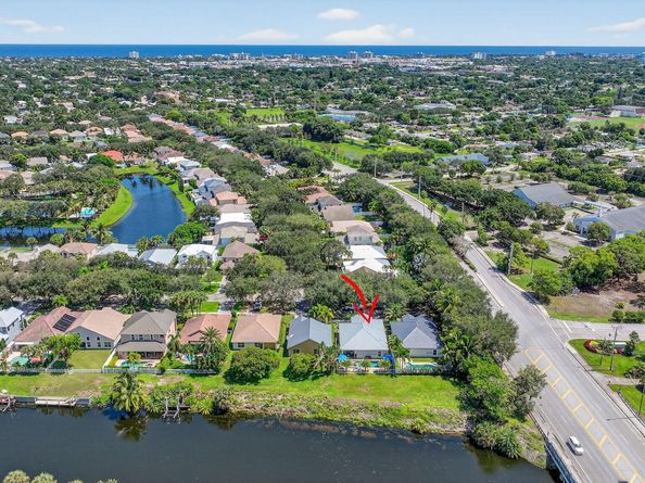 494 Enfield Court, Delray Beach FL 33444