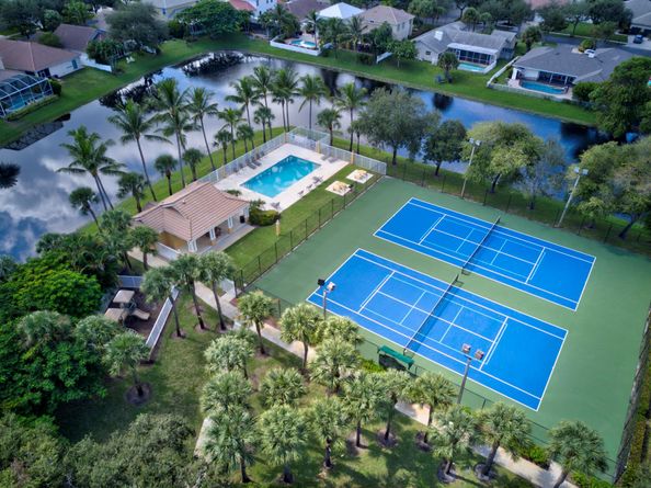 494 Enfield Court, Delray Beach FL 33444