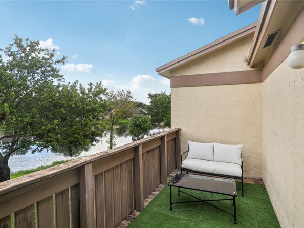 10875 NW 29th Mnr 2, Sunrise FL 33322