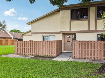 10875 NW 29th Mnr