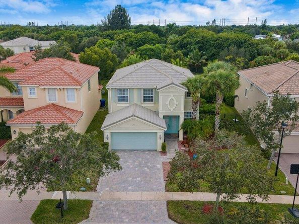 2703 Pienza Circle, Royal Palm Beach FL 33411