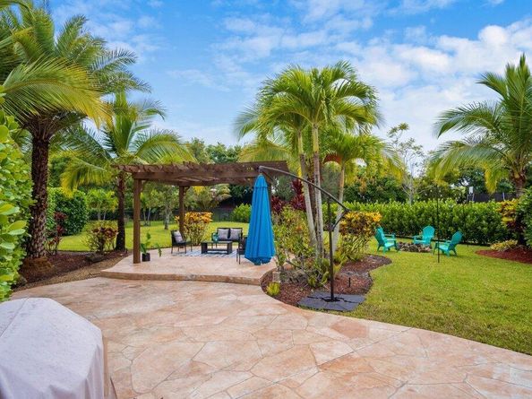 2703 Pienza Circle, Royal Palm Beach FL 33411