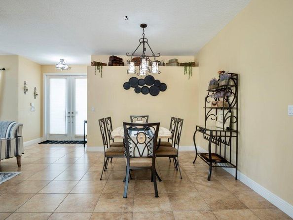 2703 Pienza Circle, Royal Palm Beach FL 33411