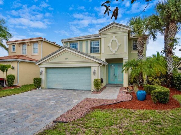 2703 Pienza Circle, Royal Palm Beach FL 33411